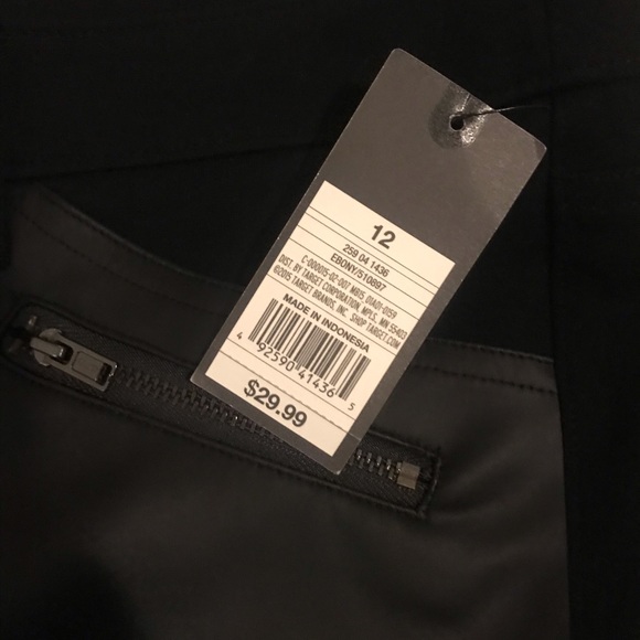 NWT black faux leather pants - Picture 3 of 4